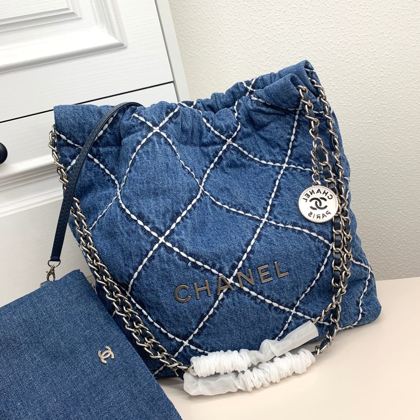 Elite Carryalls