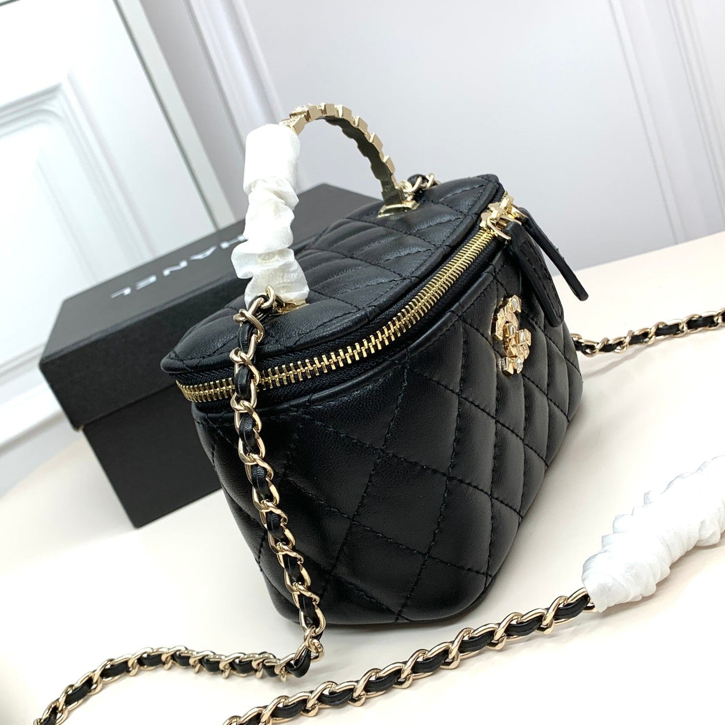 Elite Carryalls