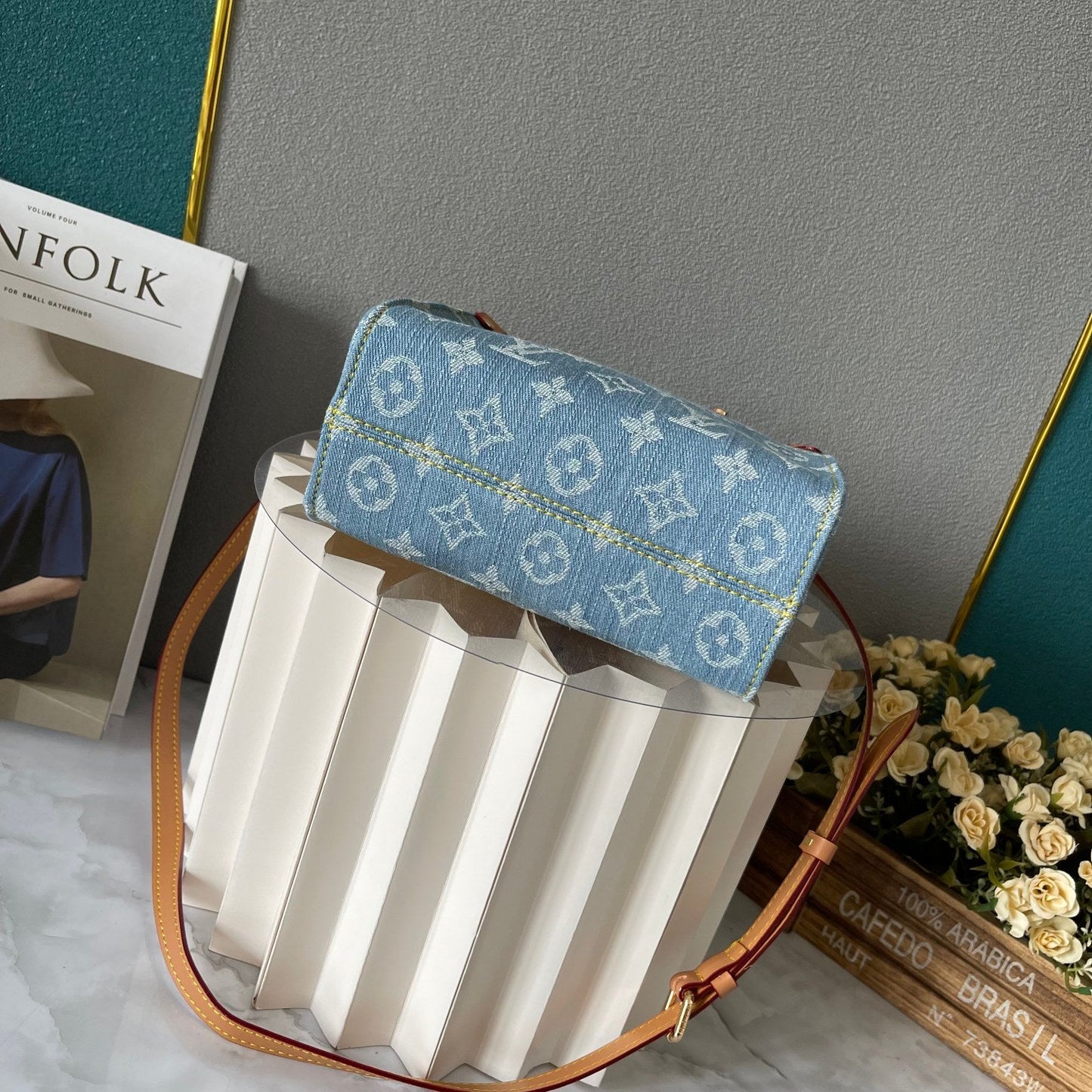 Elite Carryalls