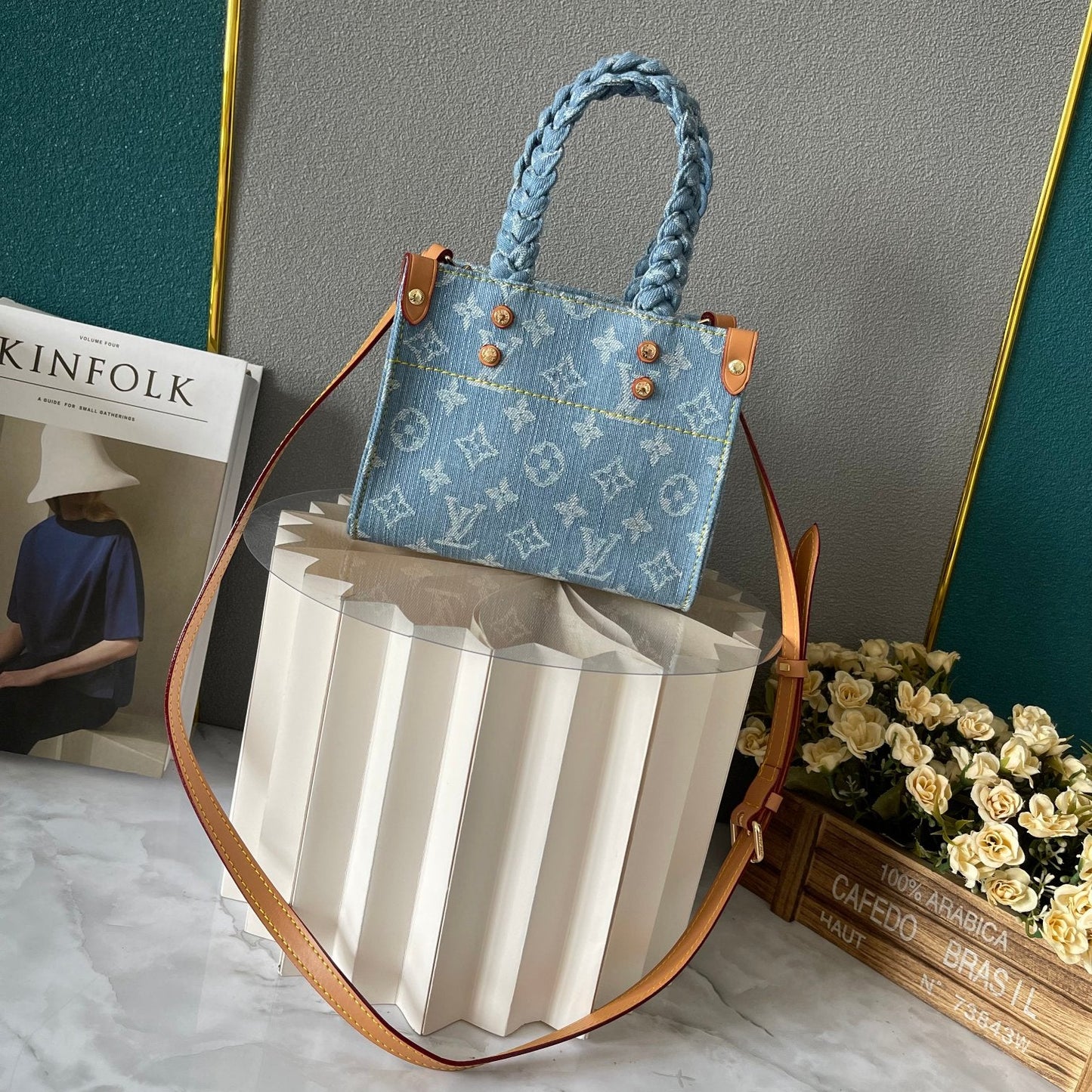 Elite Carryalls