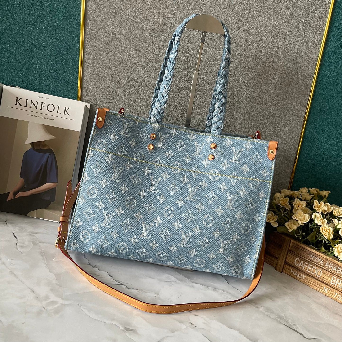 Elite Carryalls