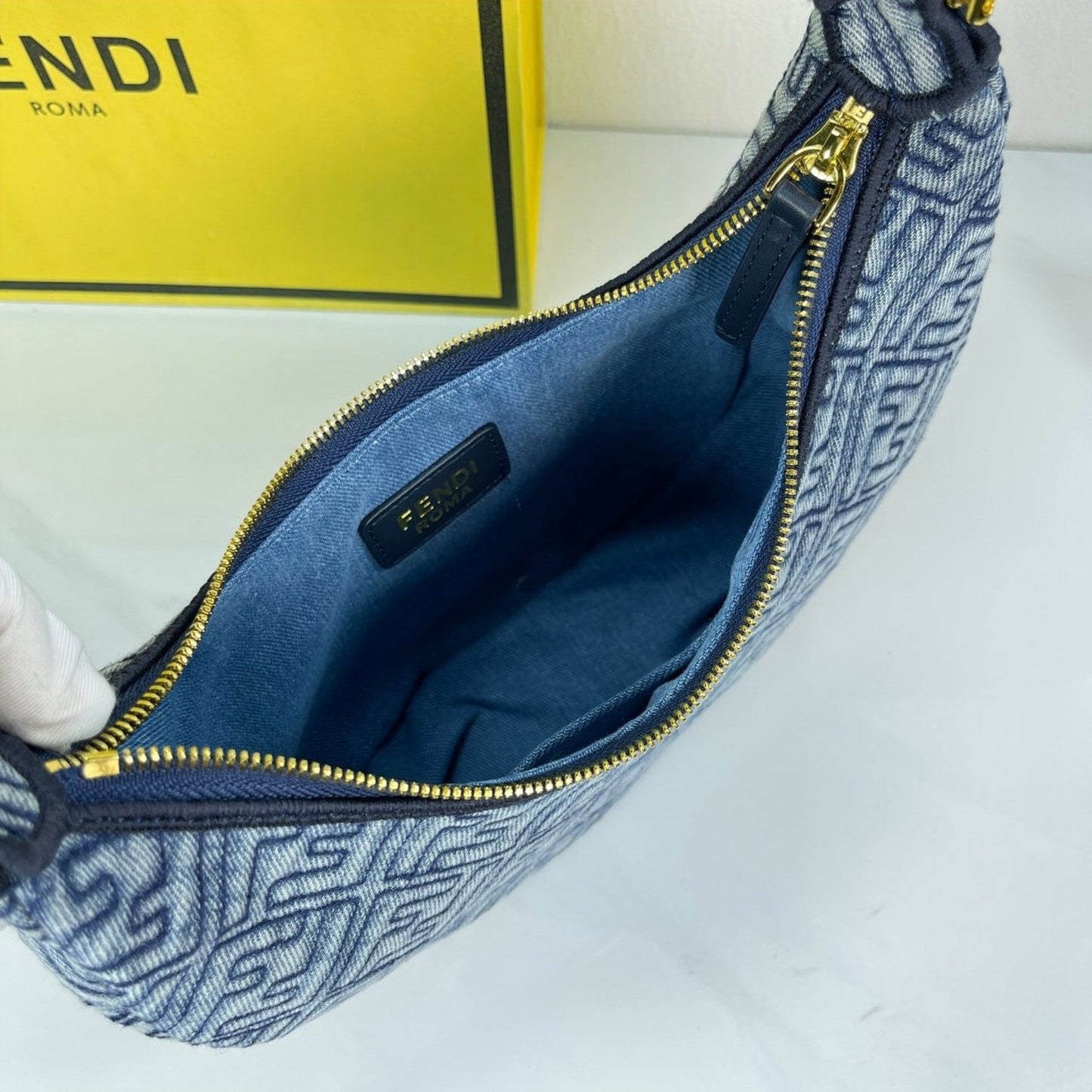Elite Carryalls