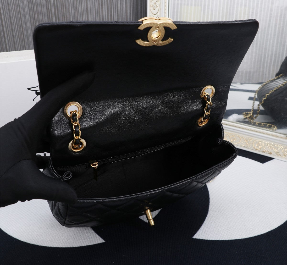 Elite Carryalls