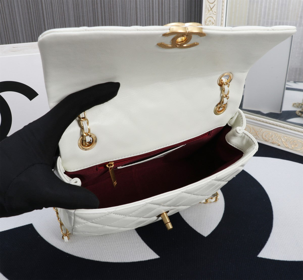 Elite Carryalls