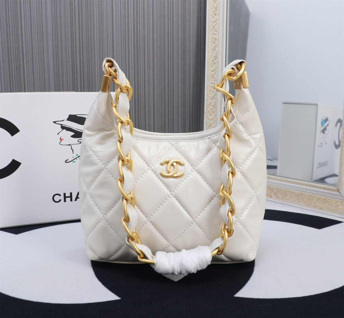 Elite Carryalls