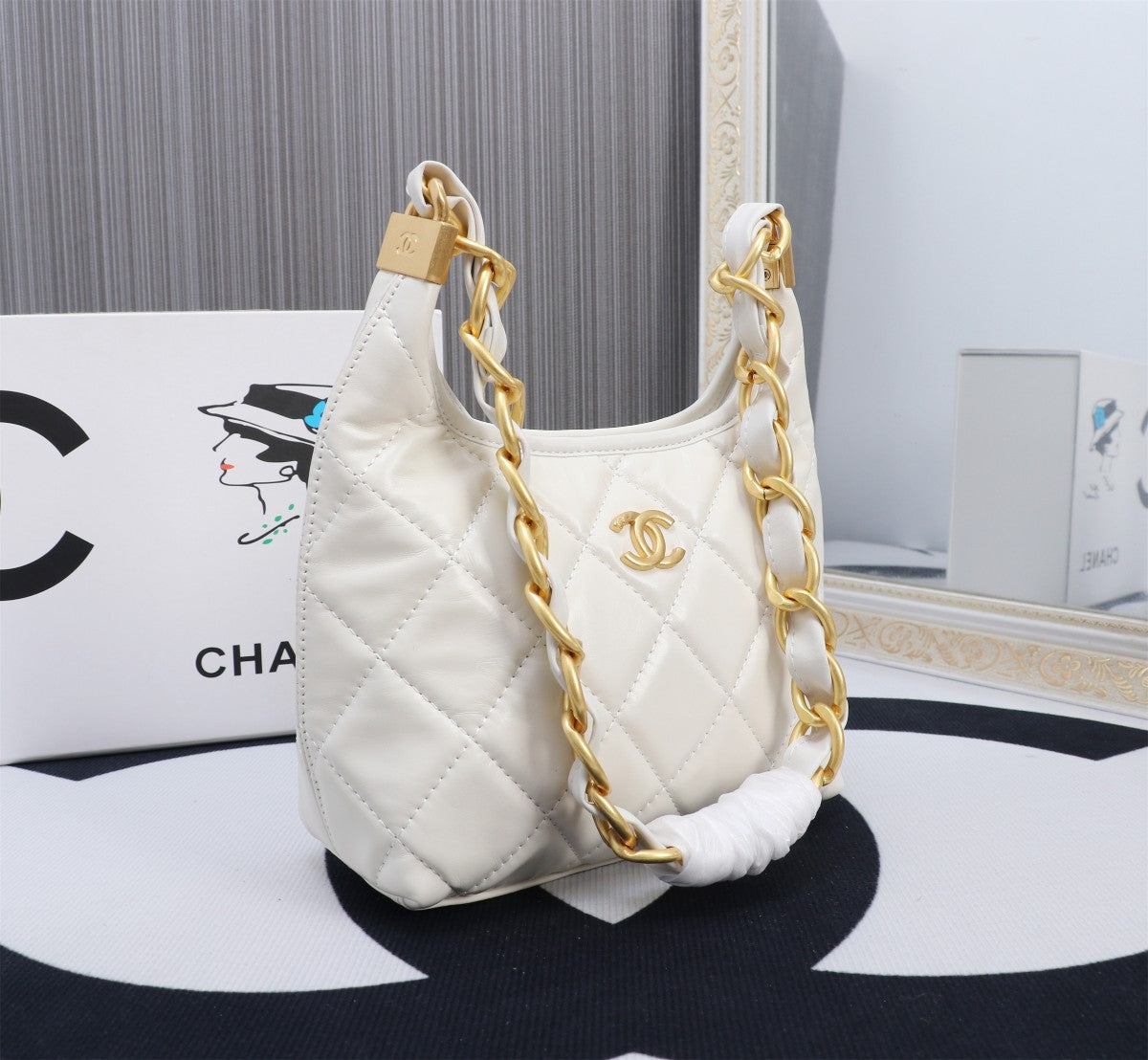 Elite Carryalls