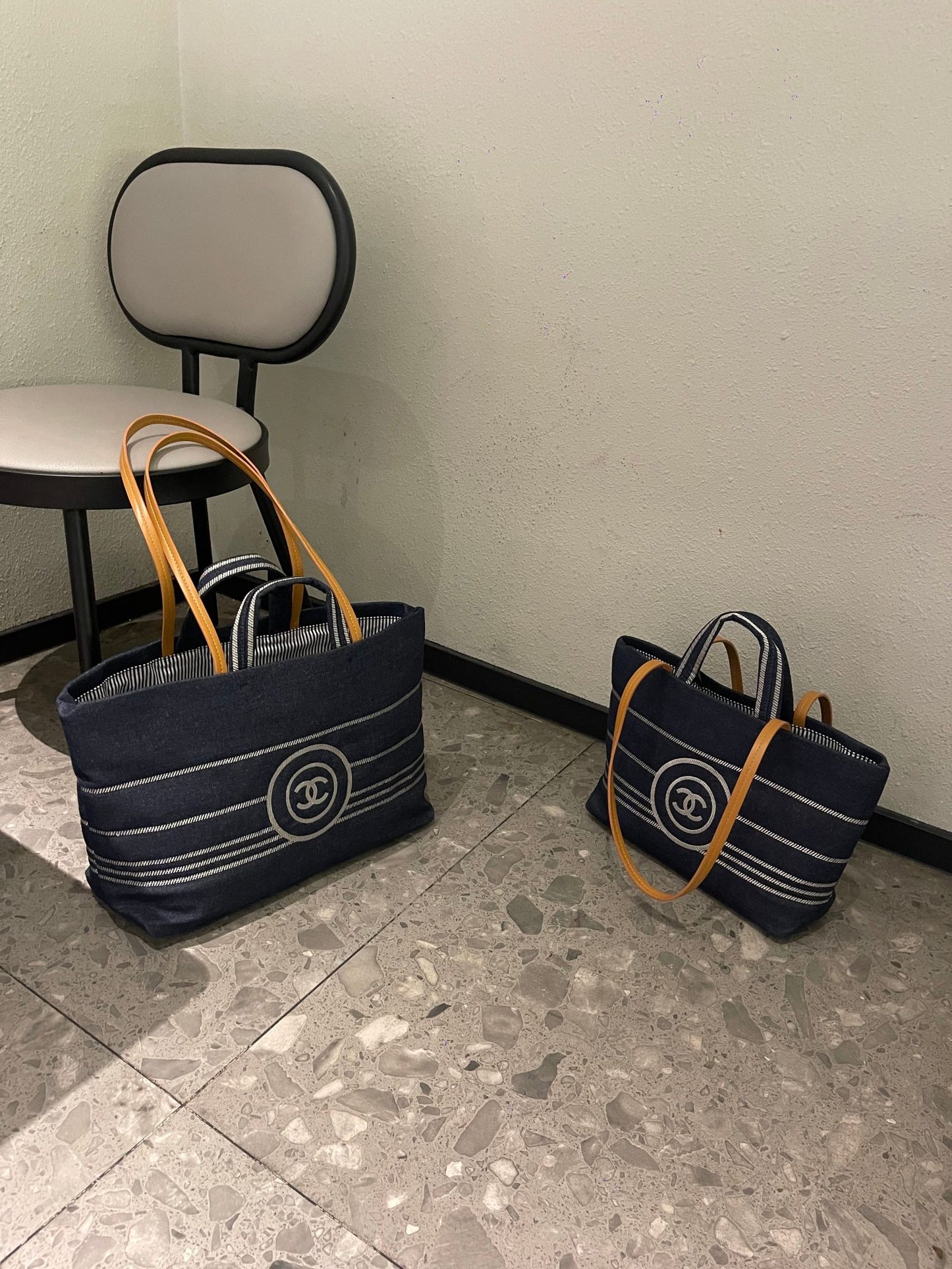 Elite Carryalls