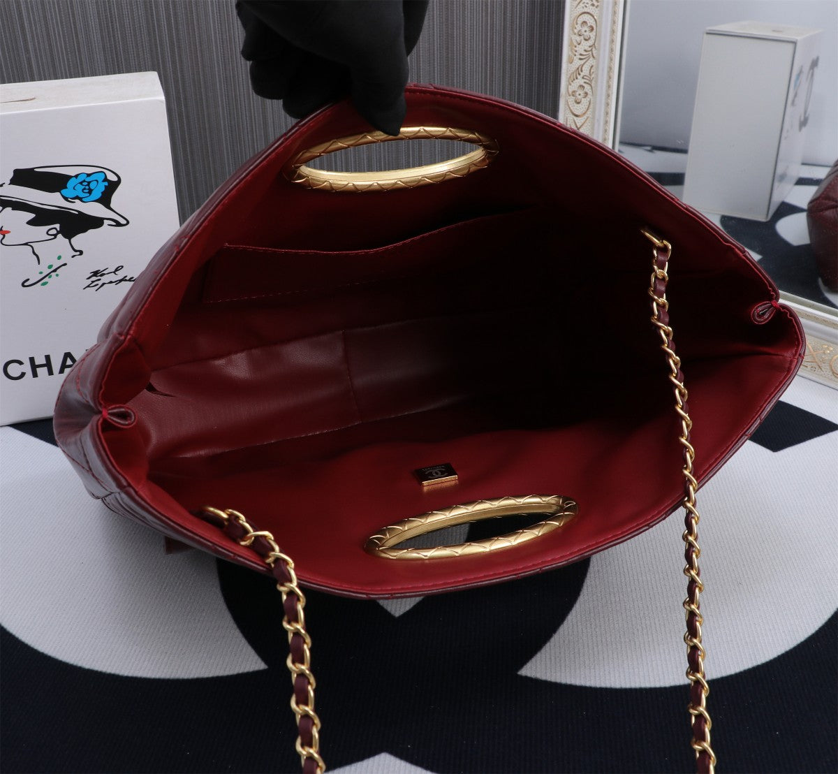 Elite Carryalls