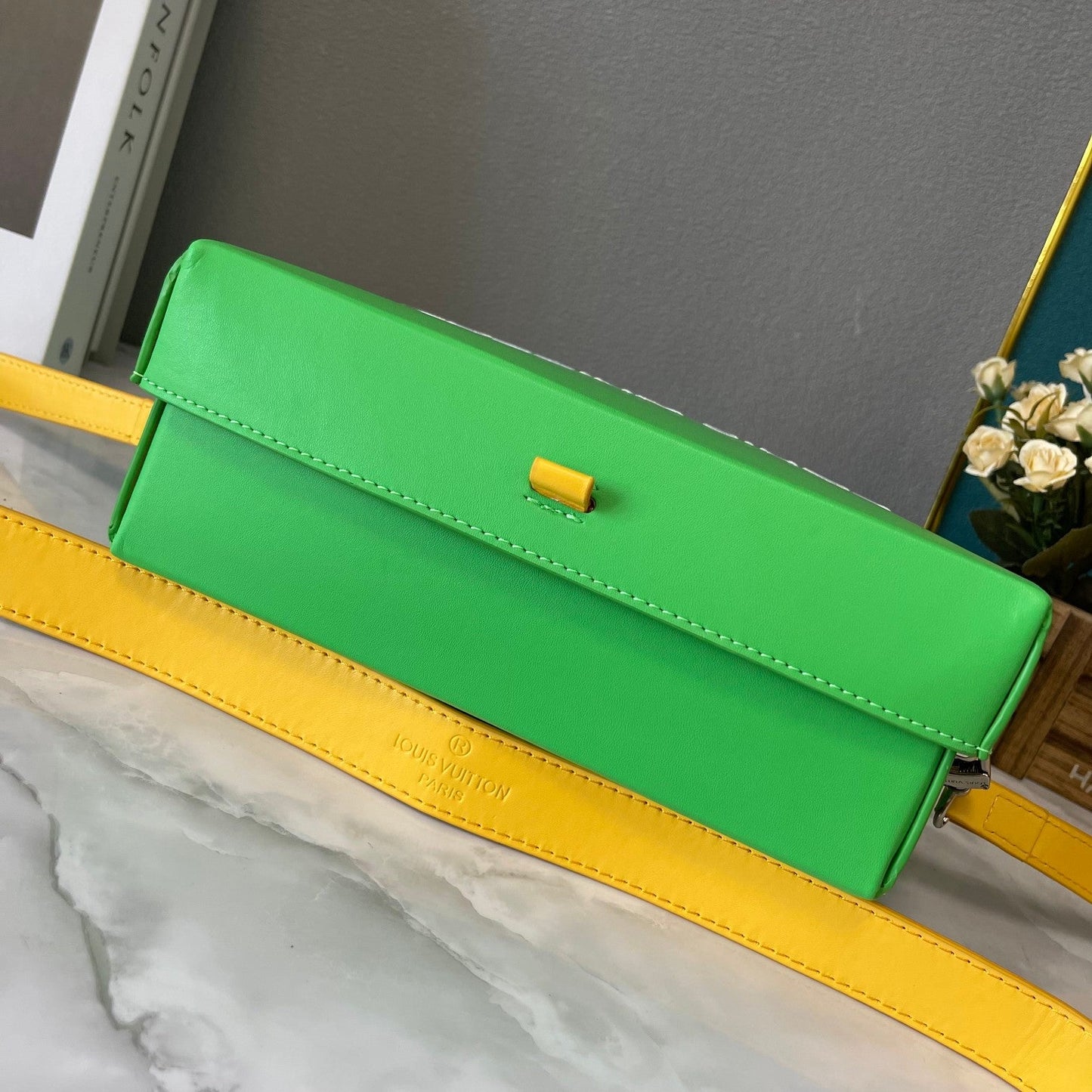 Elite Carryalls