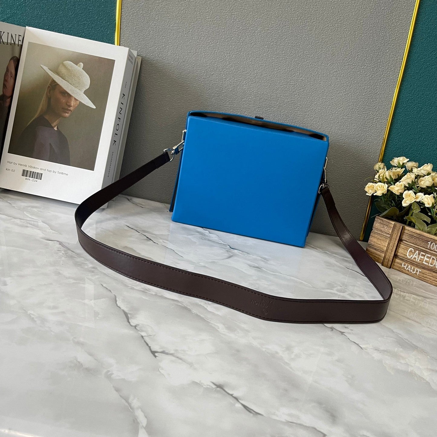 Elite Carryalls