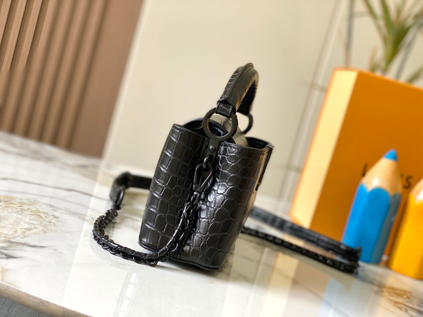 Elite Carryalls