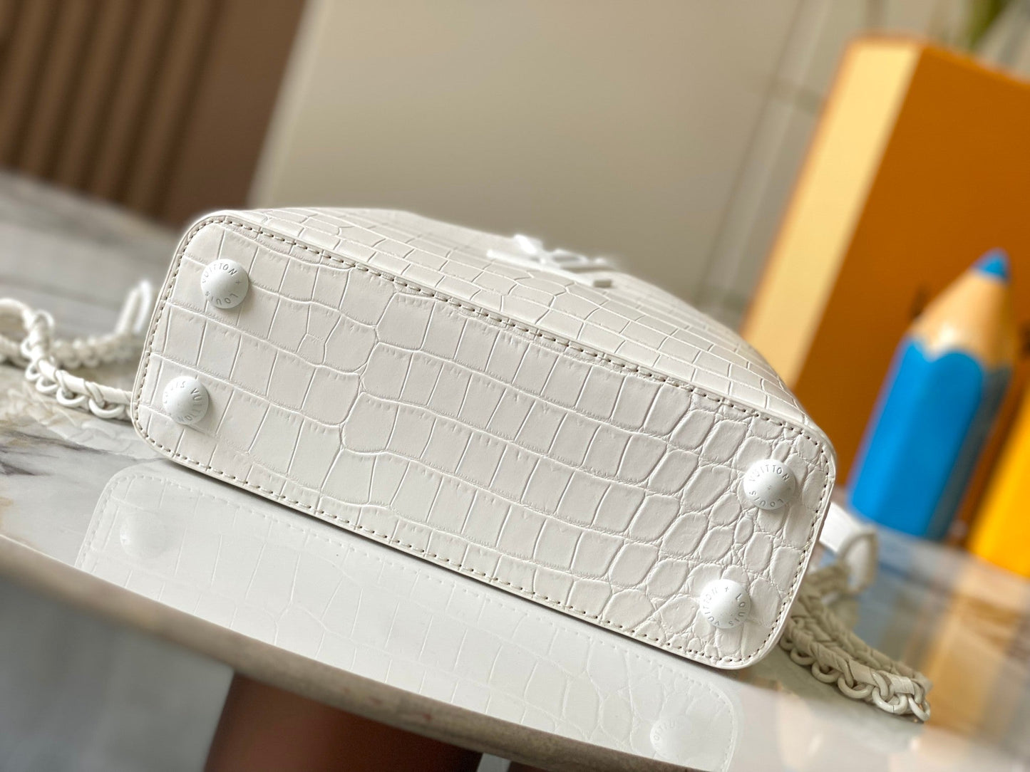 Elite Carryalls