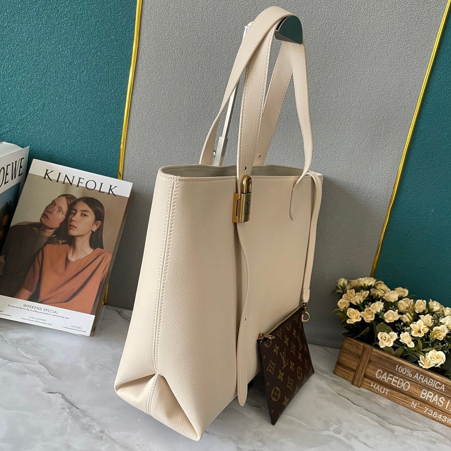 Elite Carryalls