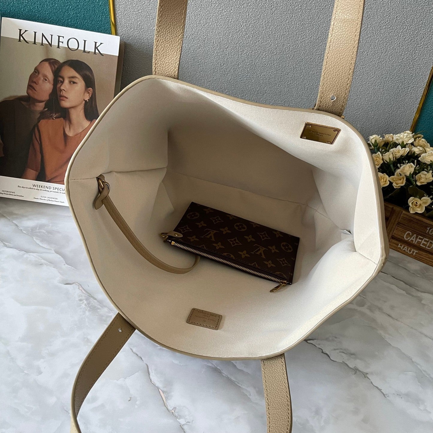 Elite Carryalls
