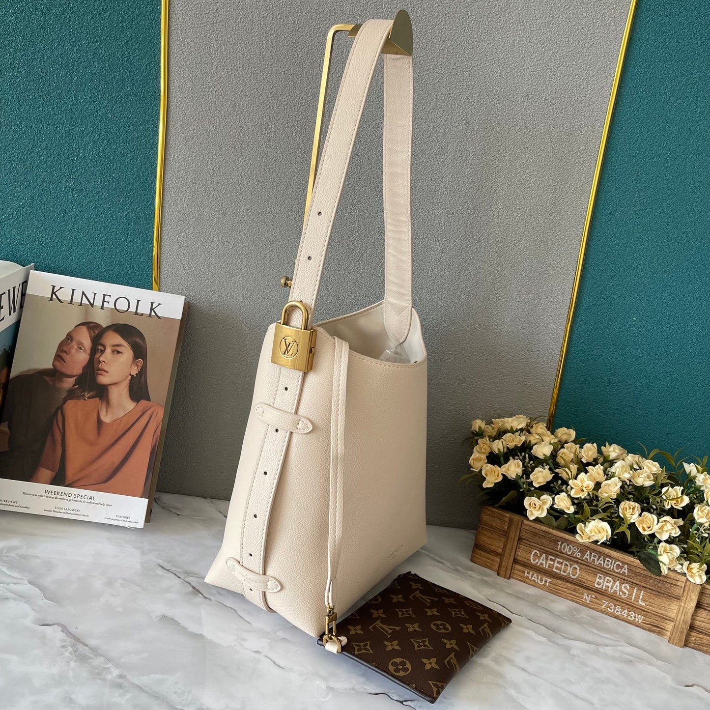 Elite Carryalls