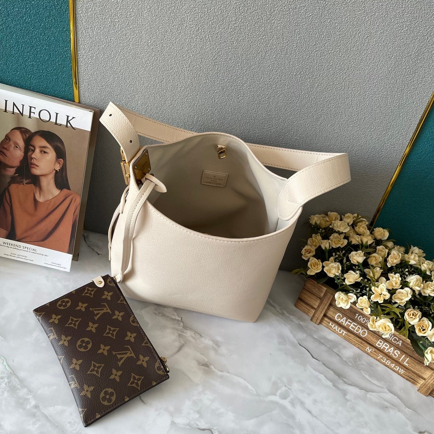Elite Carryalls