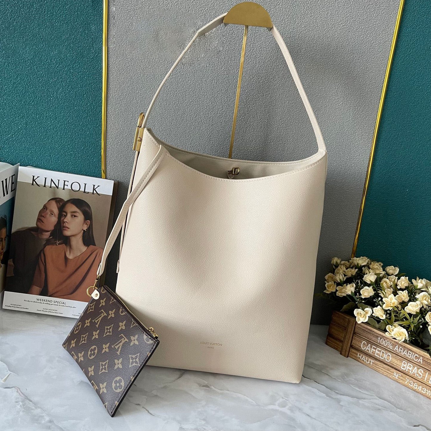 Elite Carryalls