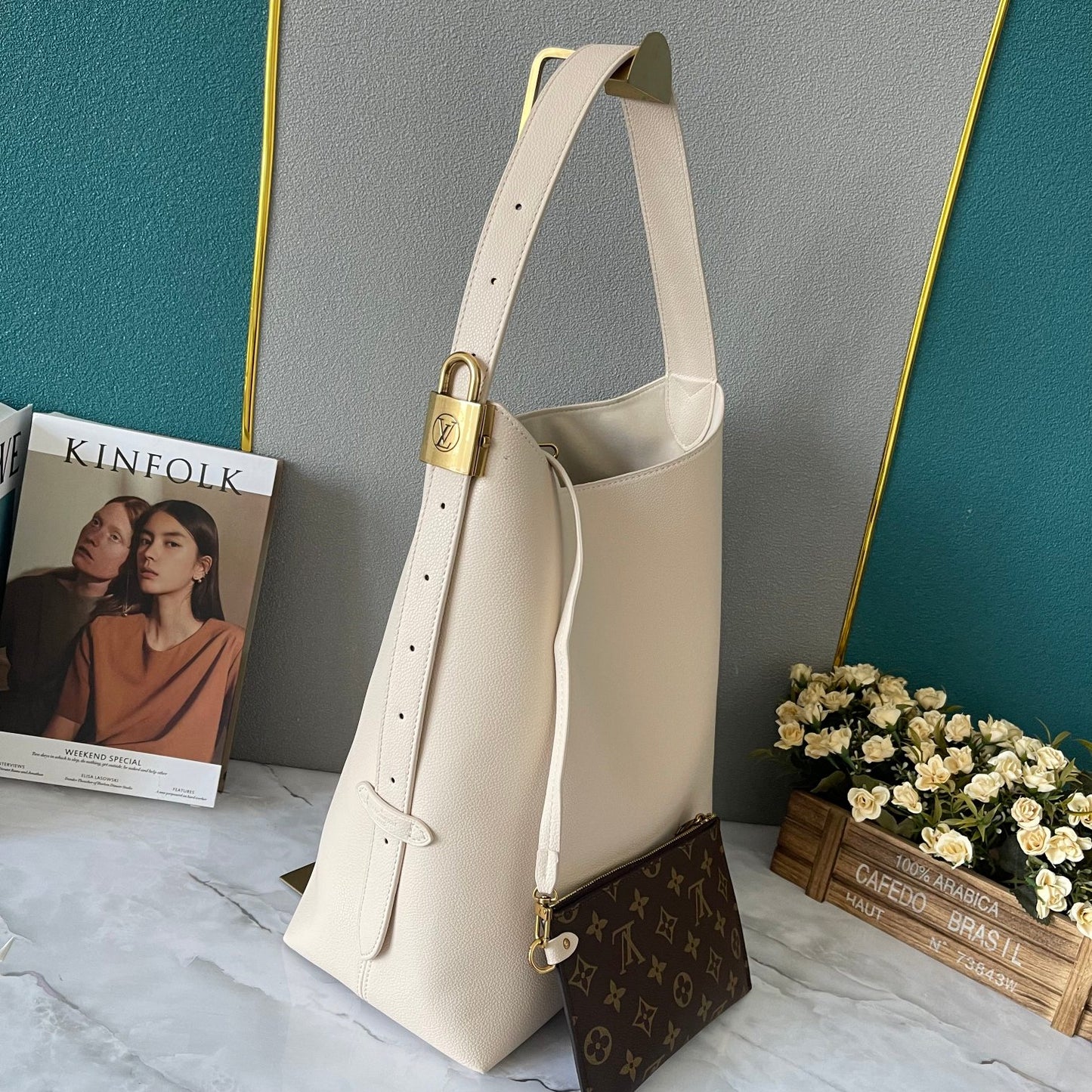 Elite Carryalls