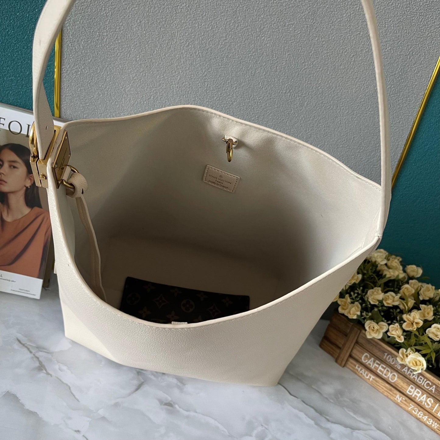 Elite Carryalls