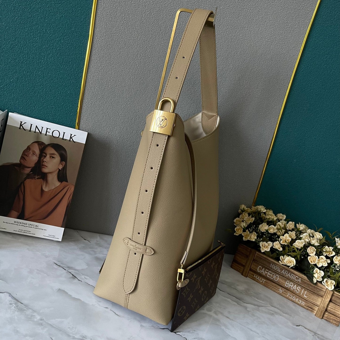 Elite Carryalls