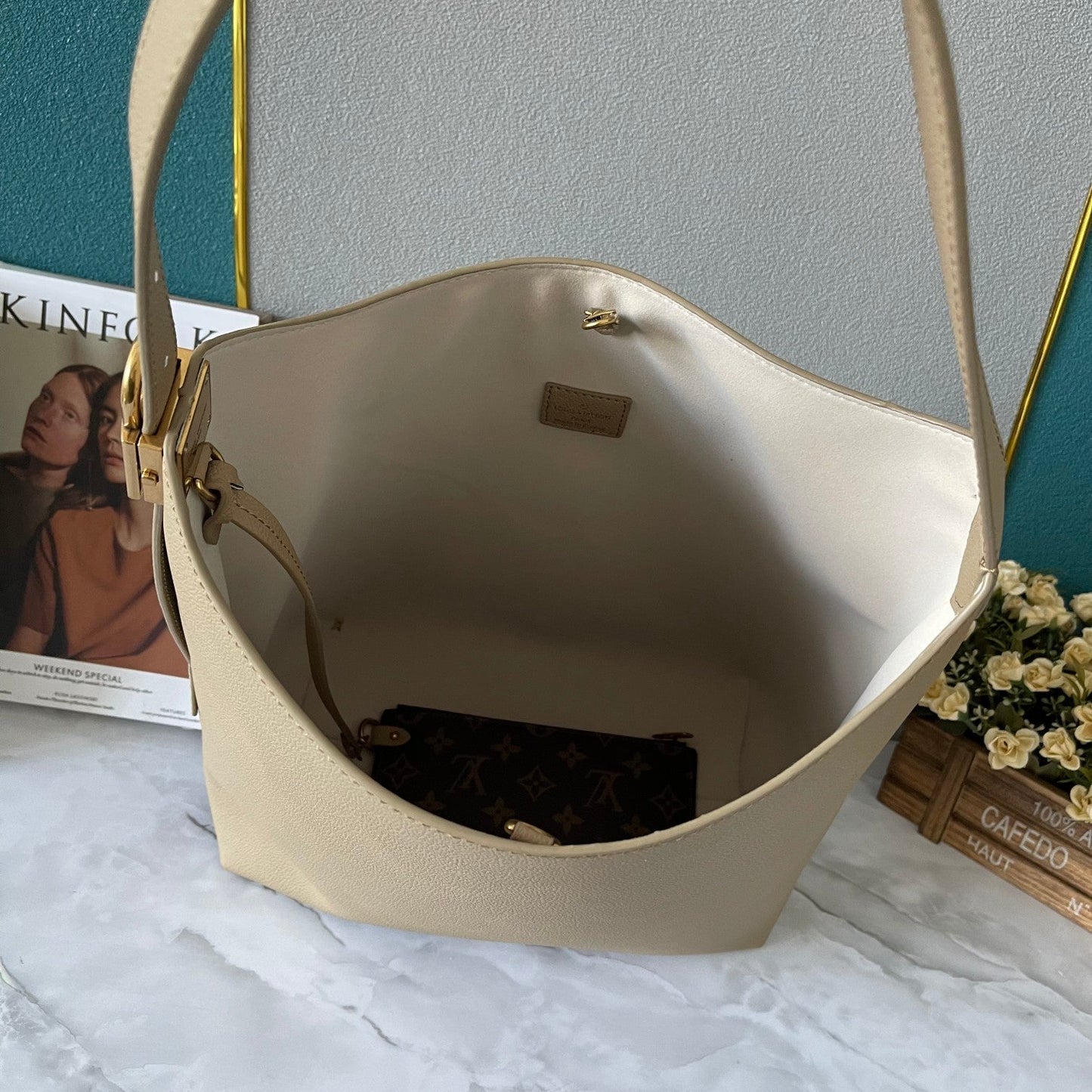 Elite Carryalls
