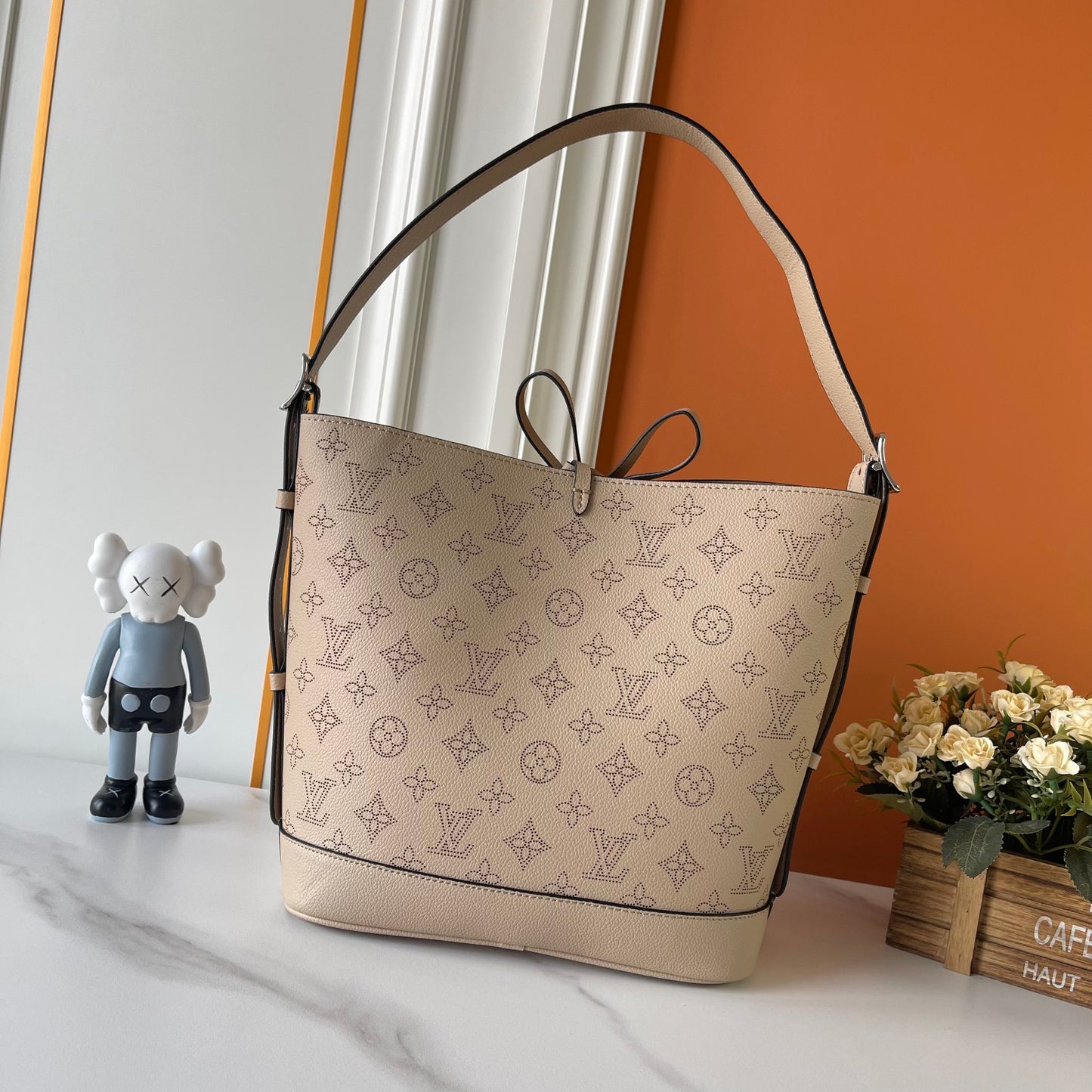 Elite Carryalls