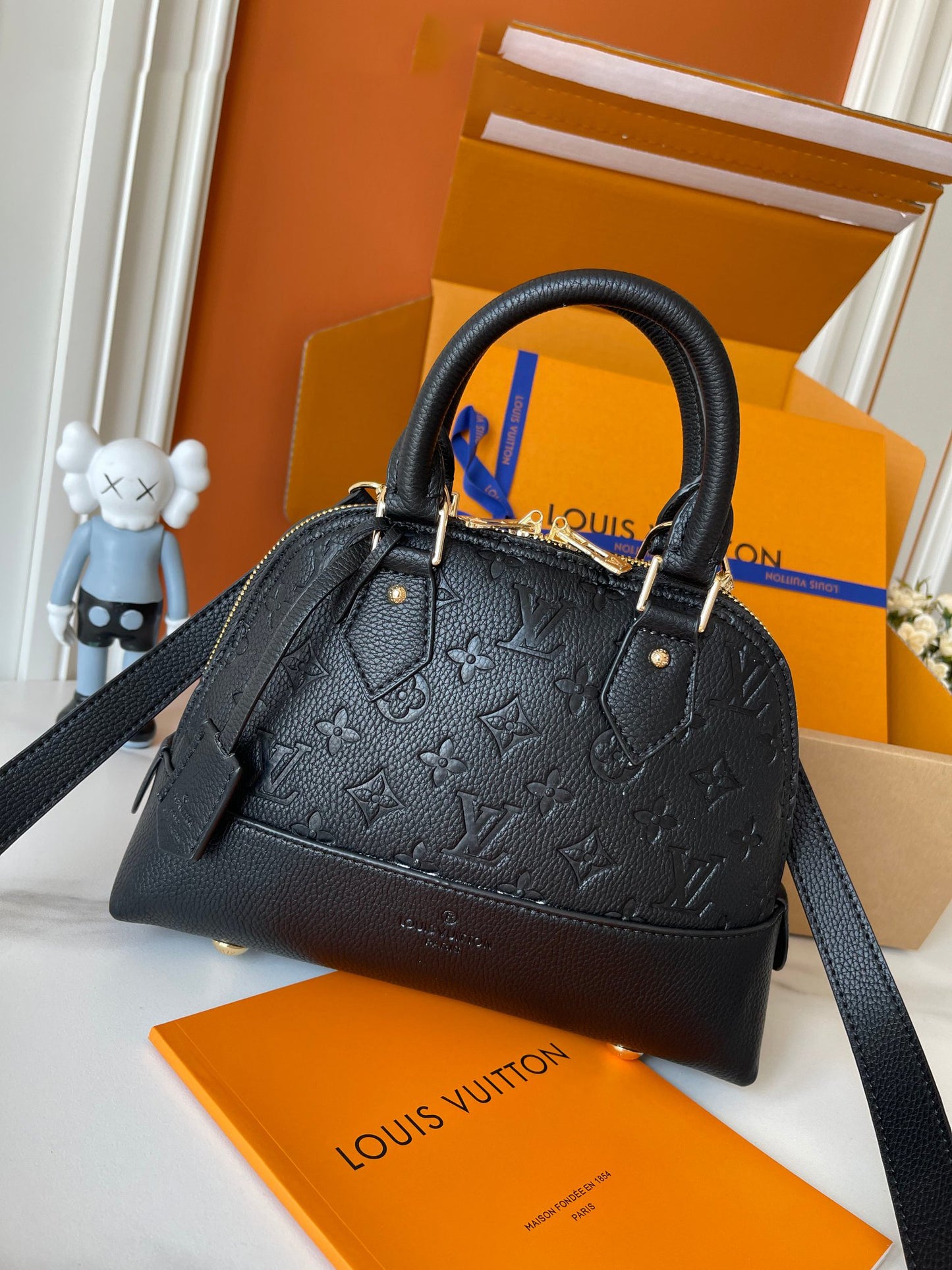 Elite Carryalls