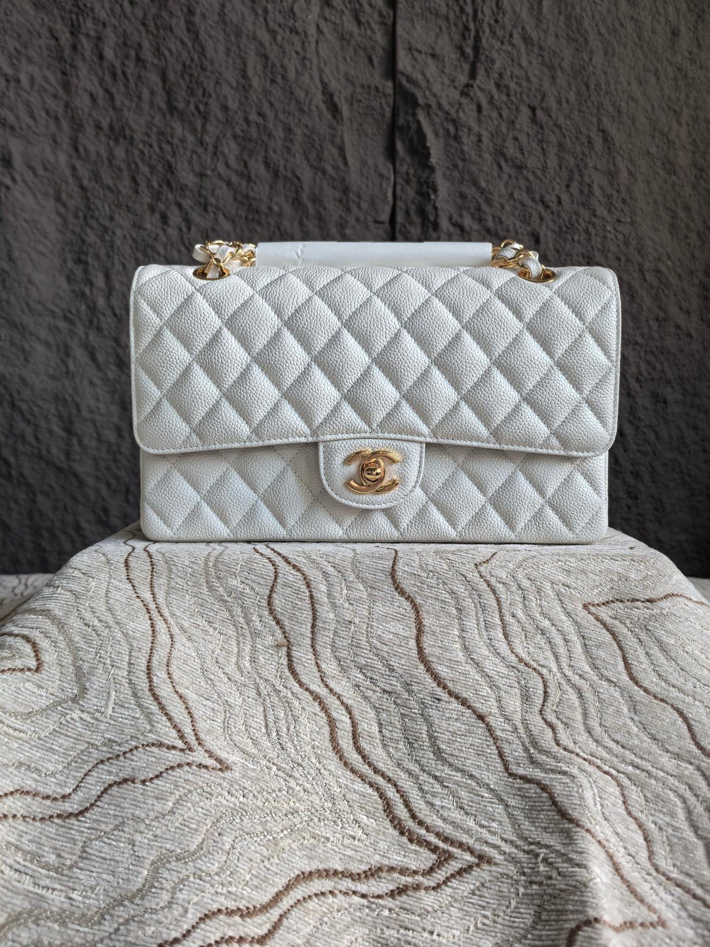 Elite Carryalls