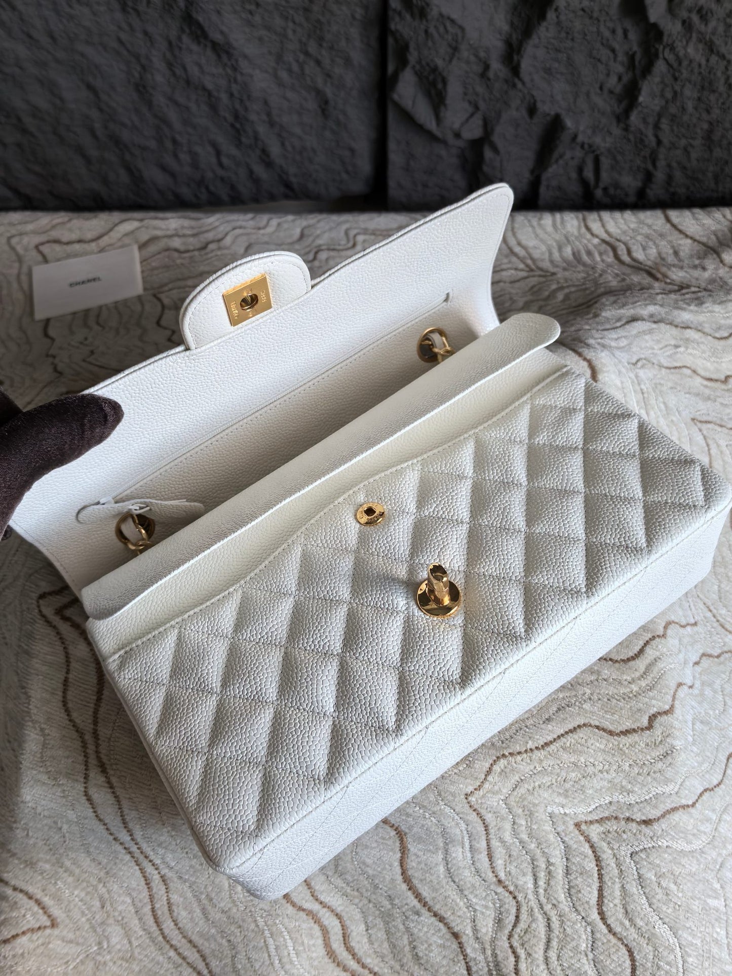 Elite Carryalls