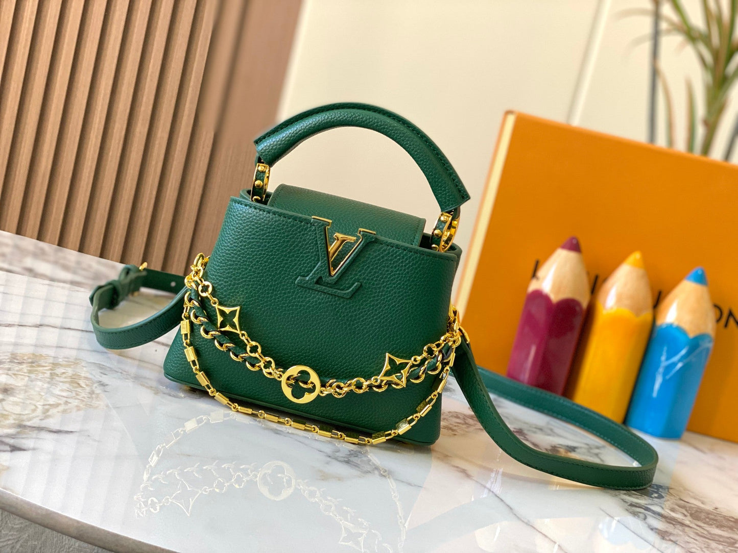 Elite Carryalls