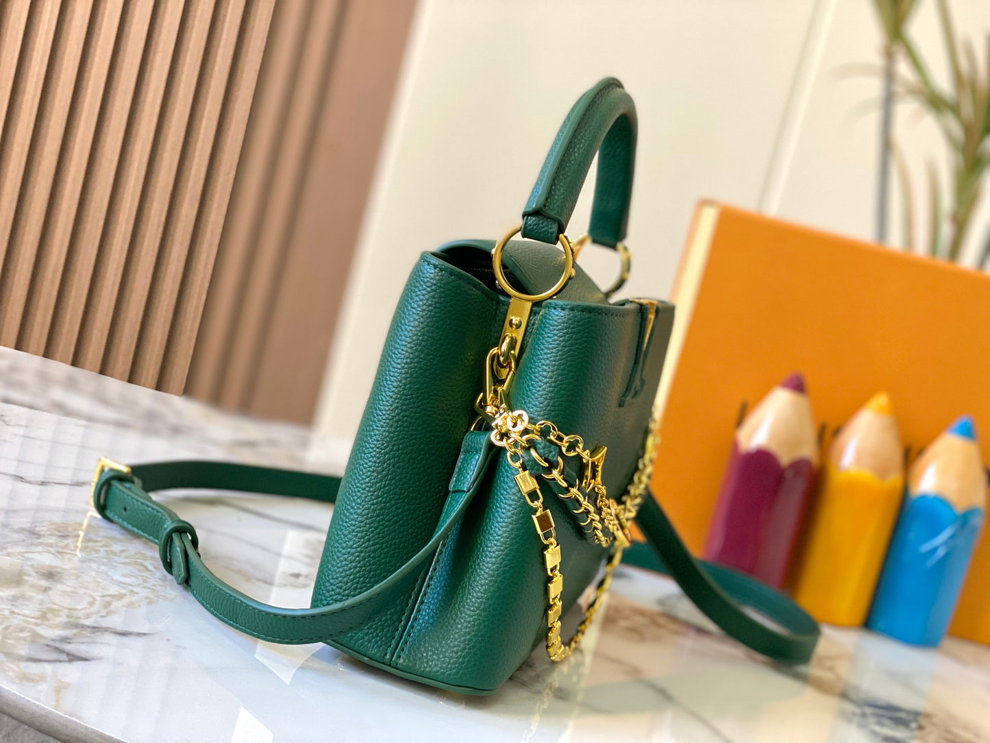 Elite Carryalls