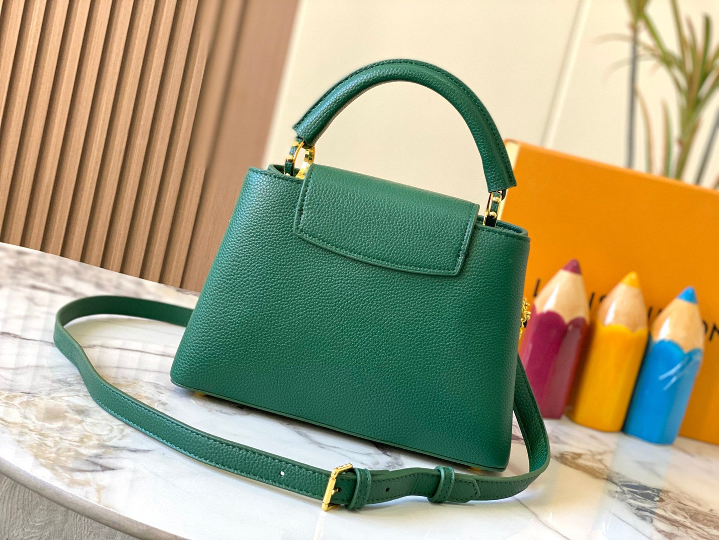 Elite Carryalls