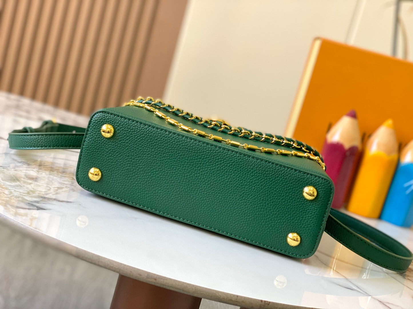 Elite Carryalls
