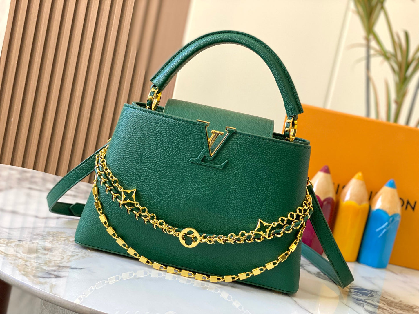 Elite Carryalls