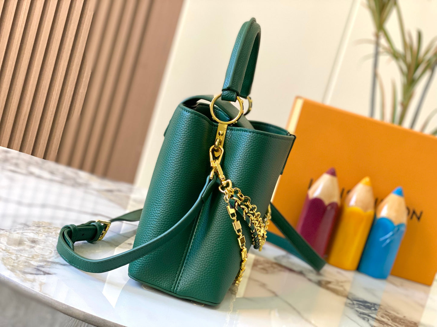 Elite Carryalls