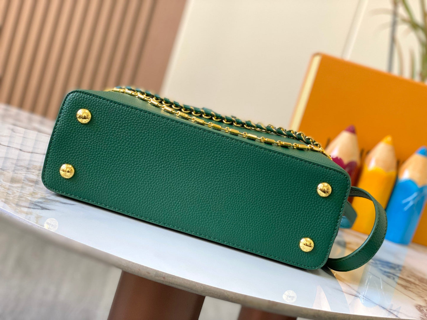 Elite Carryalls