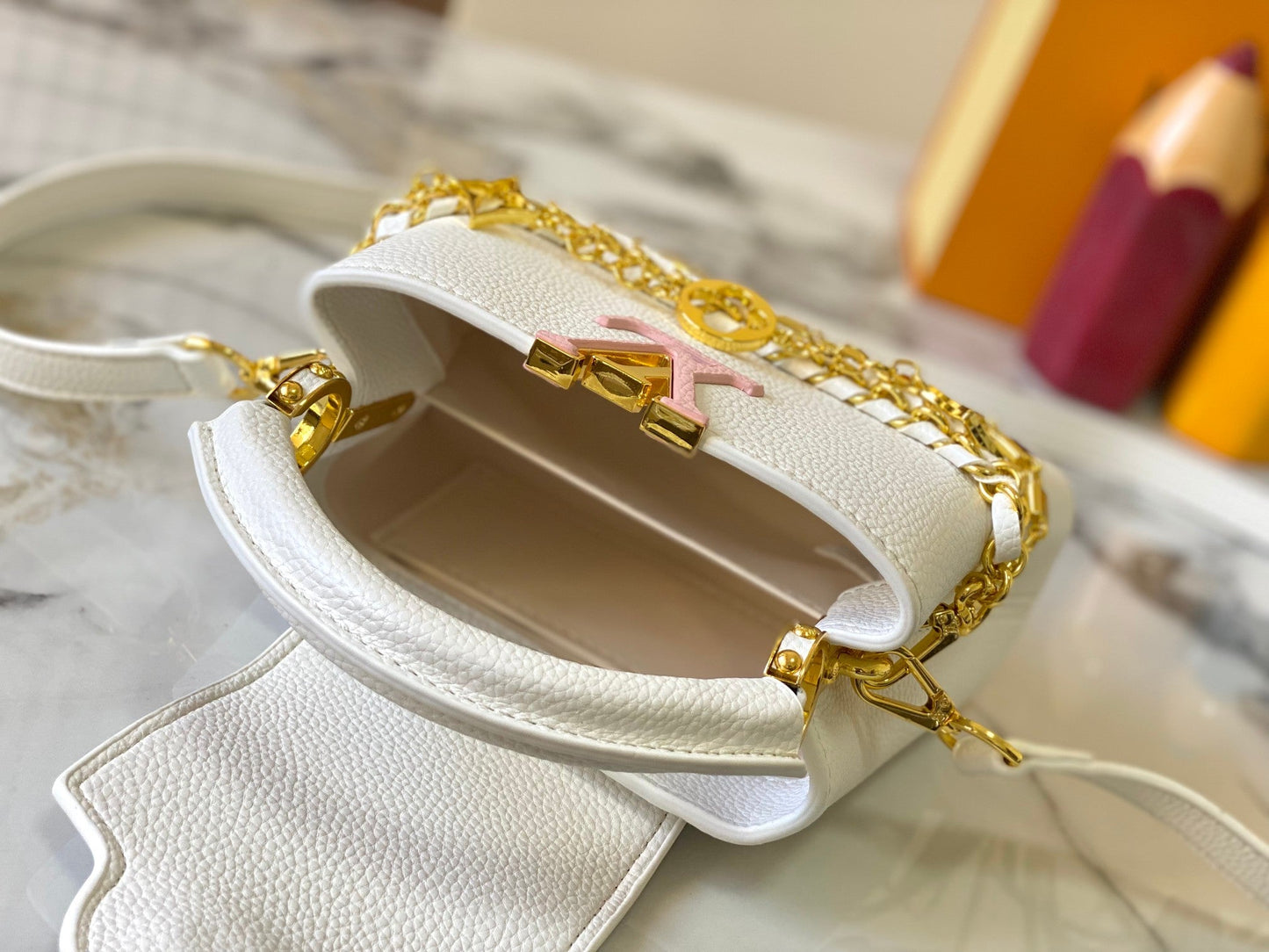 Elite Carryalls