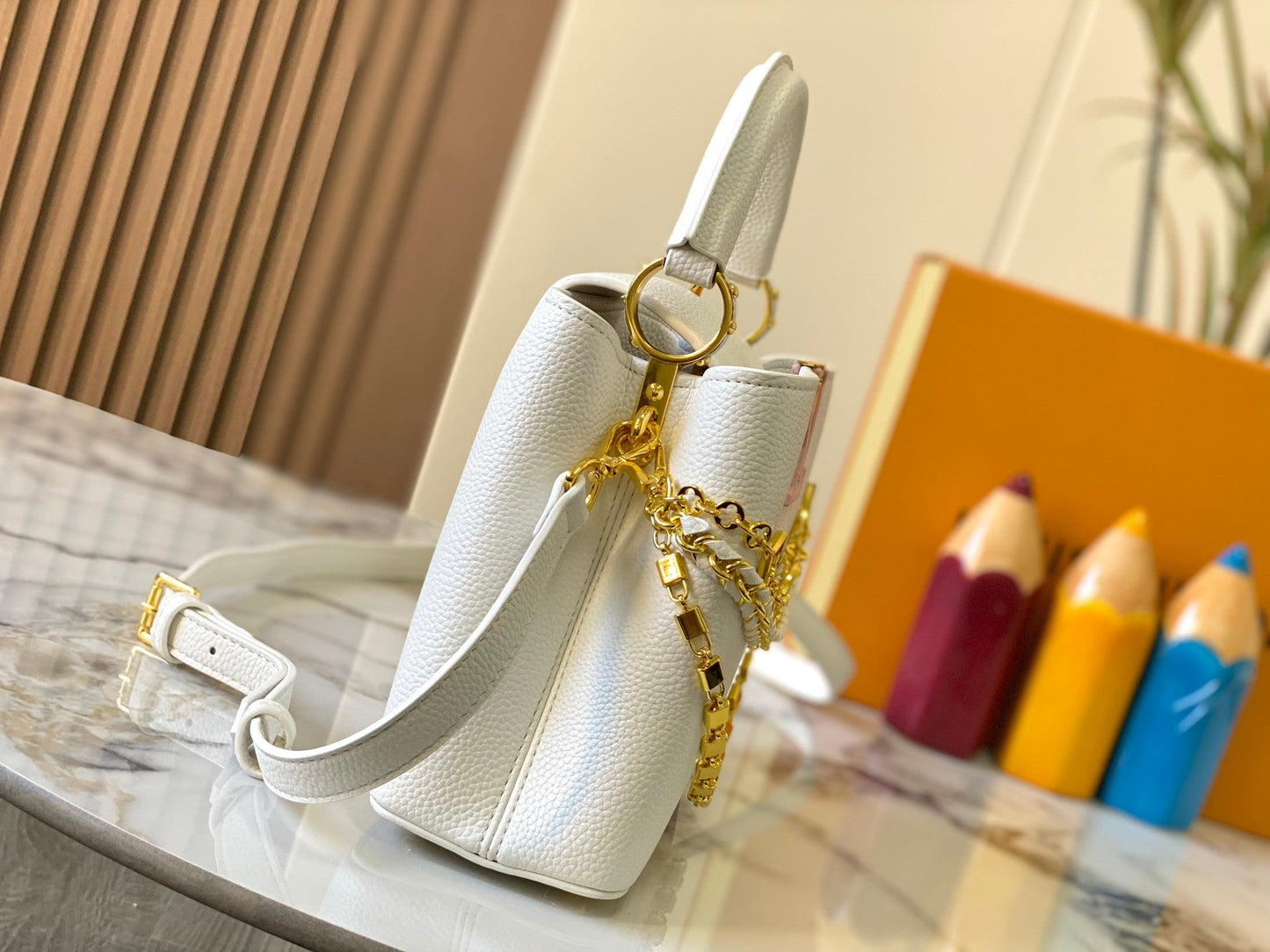 Elite Carryalls