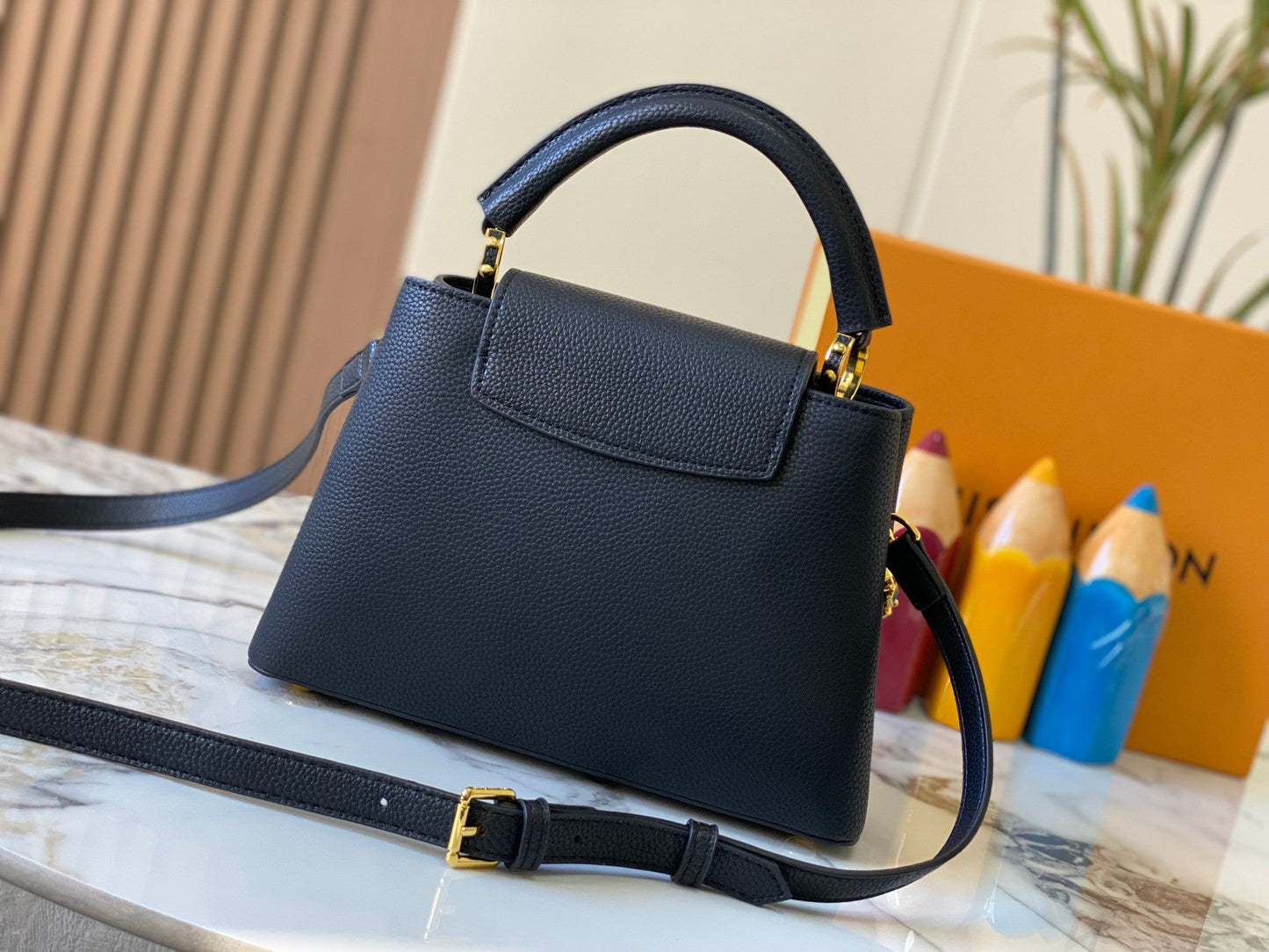 Elite Carryalls