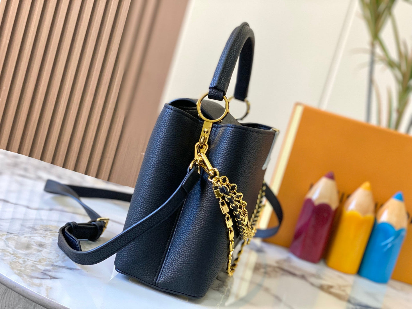 Elite Carryalls
