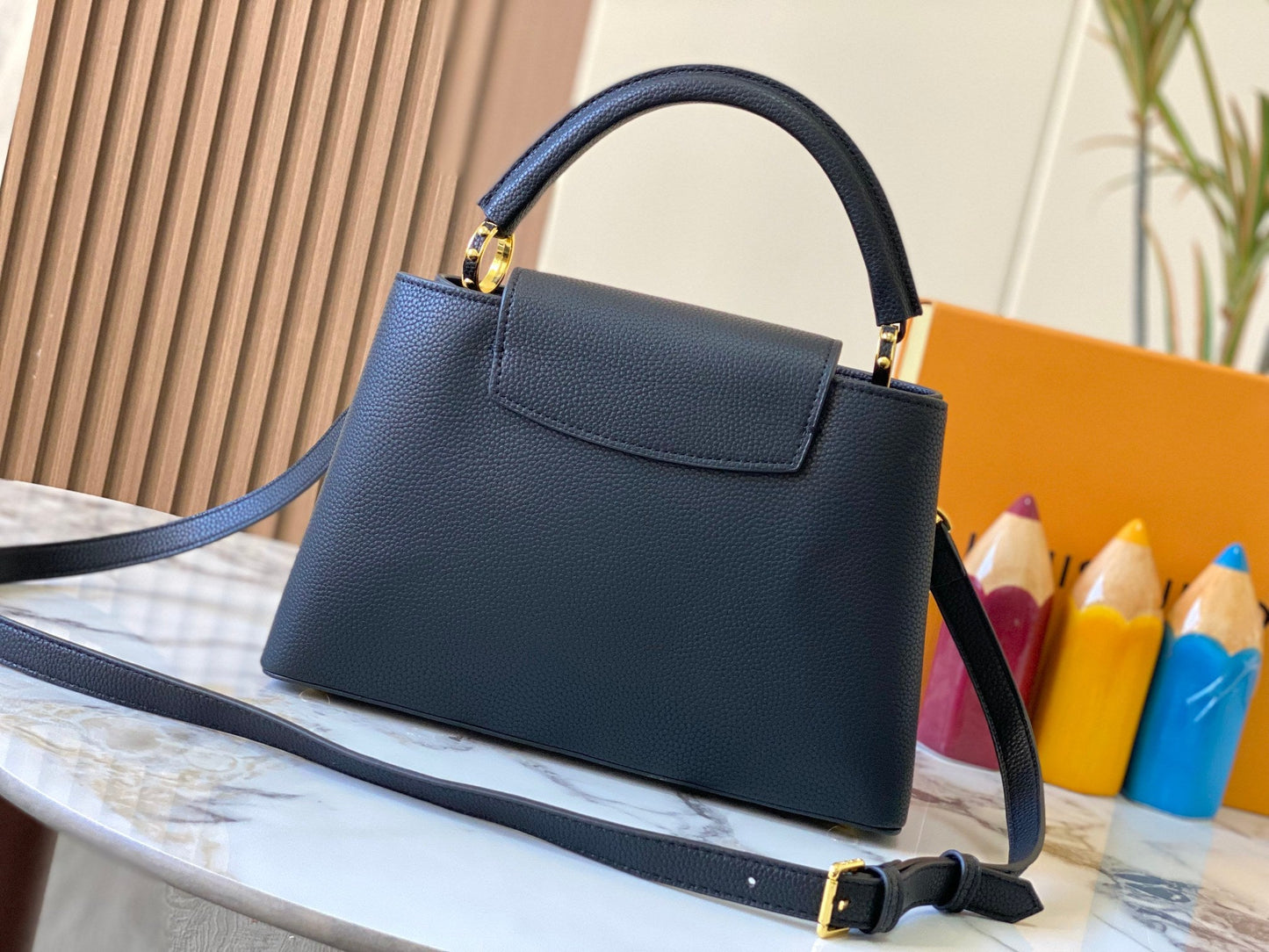 Elite Carryalls