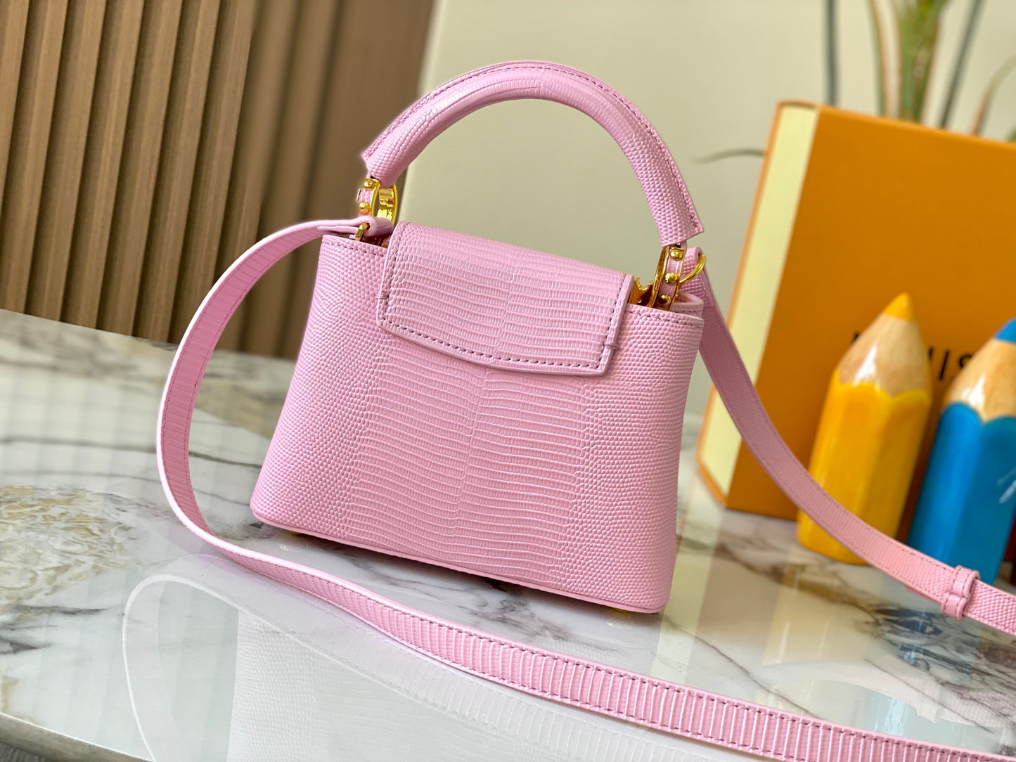 Elite Carryalls