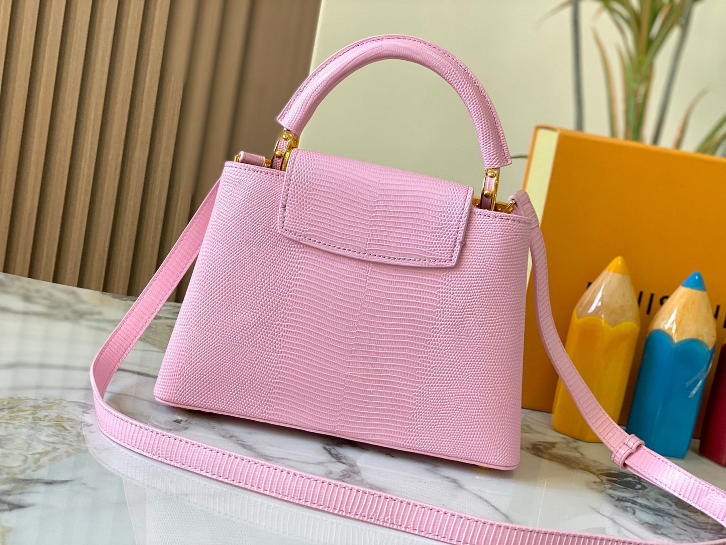 Elite Carryalls