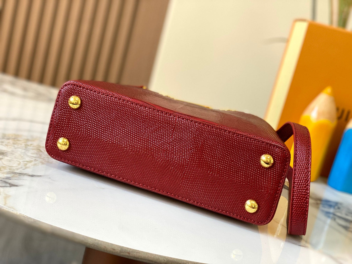 Elite Carryalls