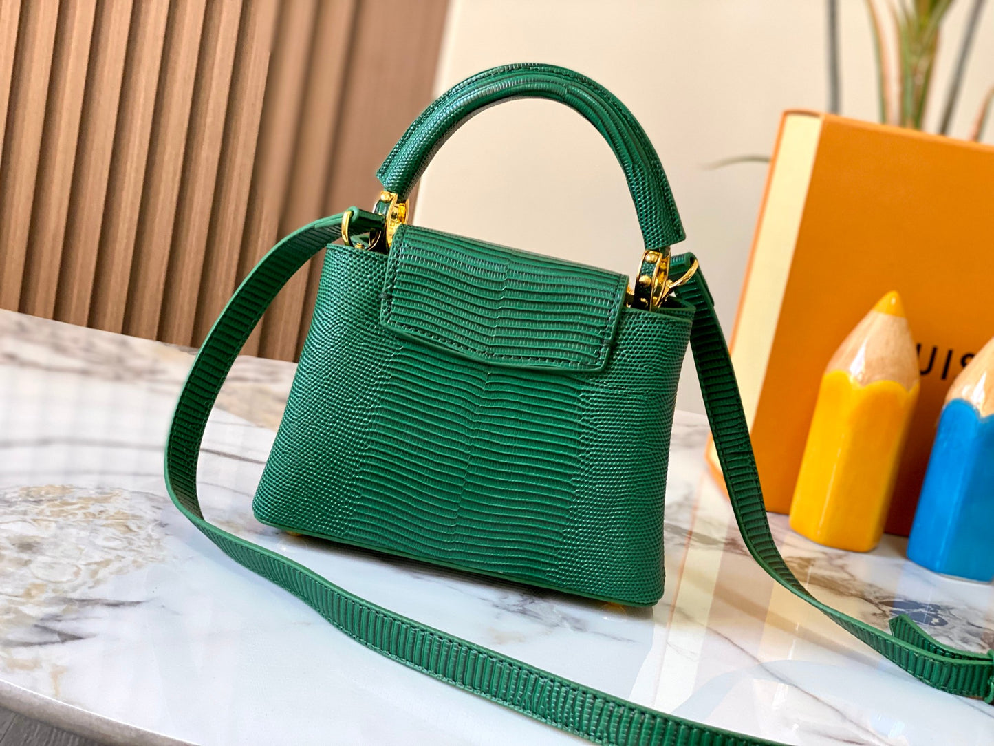 Elite Carryalls