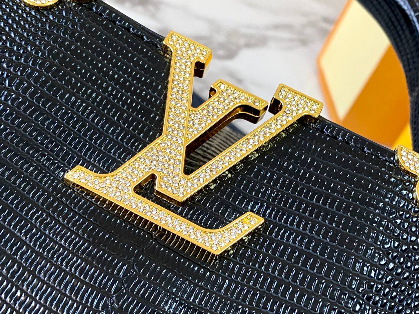 Elite Carryalls