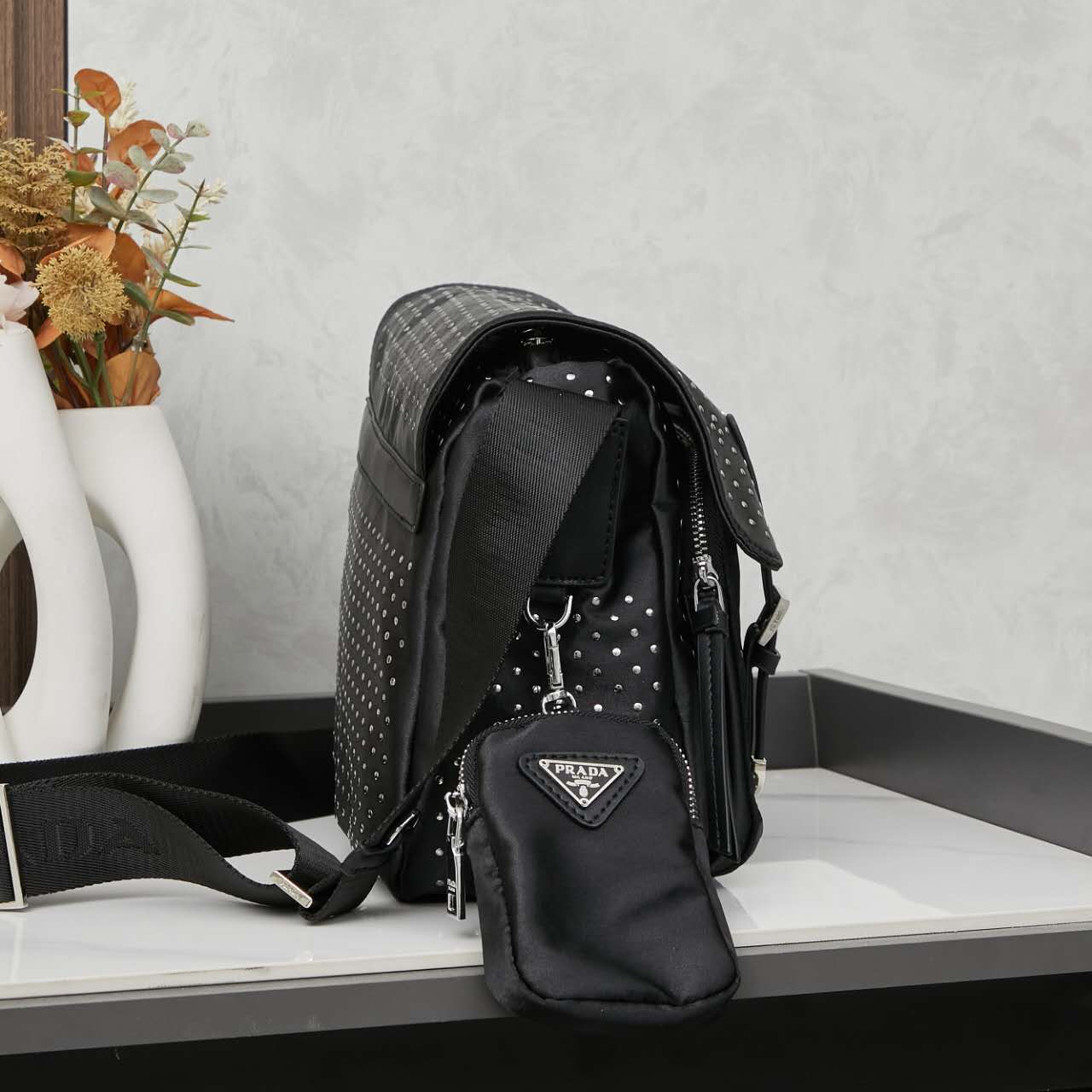 Elite Carryalls
