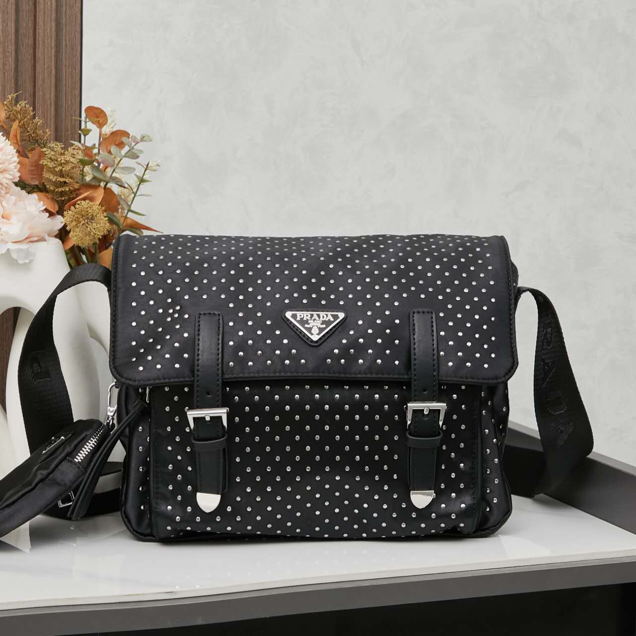 Elite Carryalls