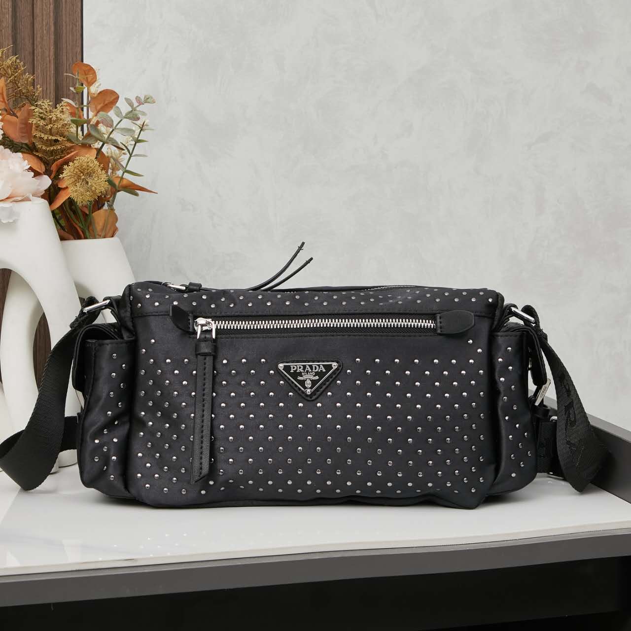 Elite Carryalls