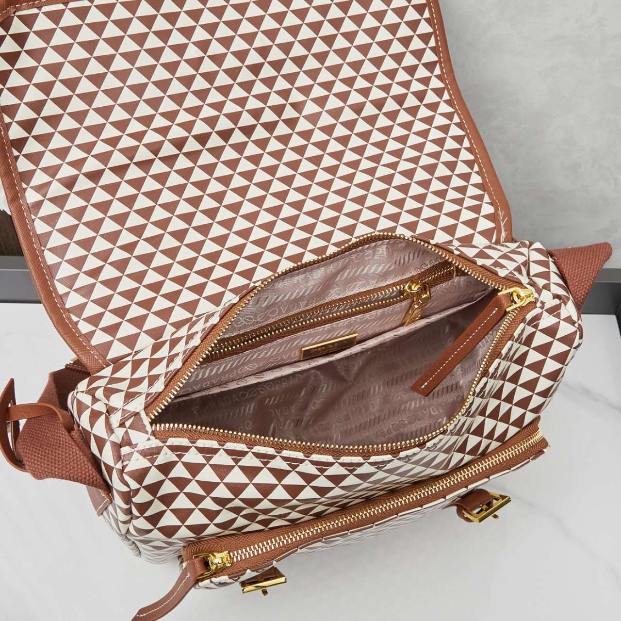Elite Carryalls